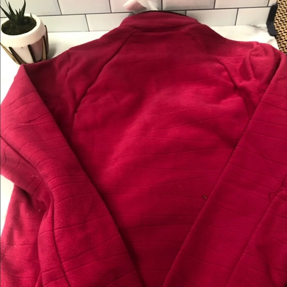 Brand new exercise sweater - Picture 8 of 8